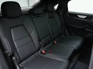 PORSCHE Cayenne E-Hybrid Coupé Black Edition
