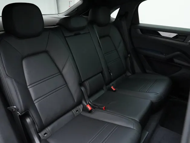 Porsche Cayenne E-Hybrid Coupé Black Edition
