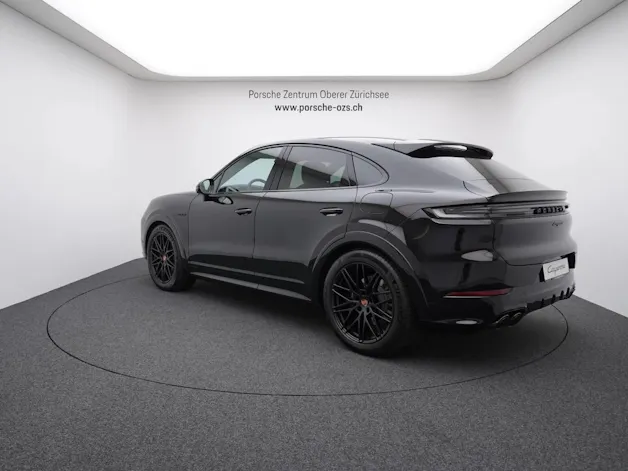 Porsche Cayenne E-Hybrid Coupé Black Edition