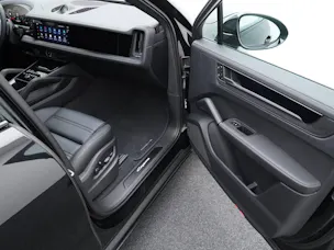 PORSCHE Cayenne E-Hybrid Coupé Black Edition