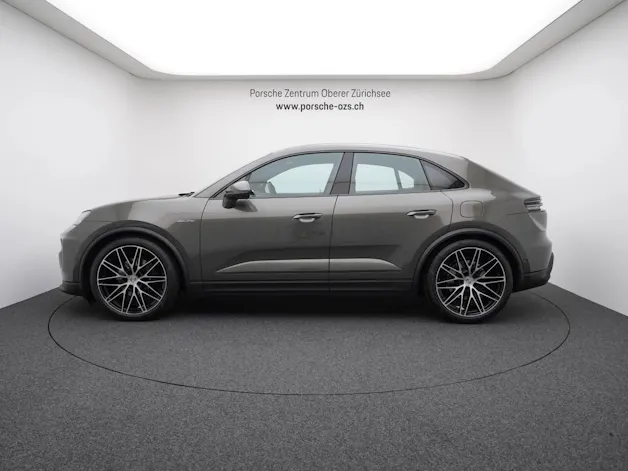 Porsche Macan 4