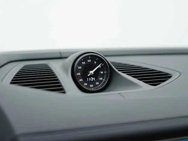Porsche Macan 4