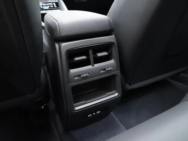 Porsche Macan 4