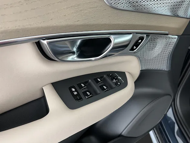 Volvo XC90 2.0 T8 TE Ultra Dark eAWD