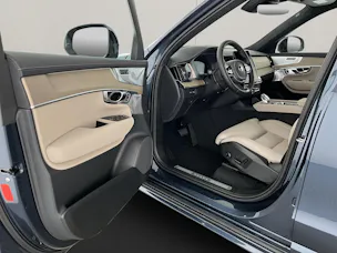 VOLVO XC90 2.0 T8 TE Ultra Dark eAWD