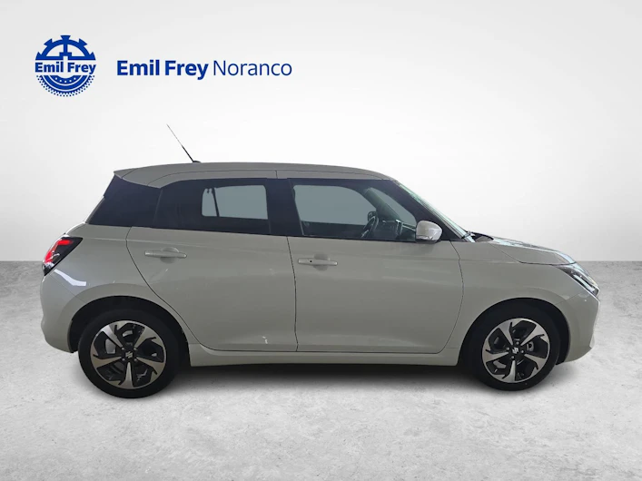 immagine del veicolo SUZUKI SWIFT