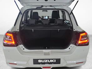 https://vehicle.imgix.net/4435460/7a6f56eb-0ef4-44b1-af8a-d90d27475cc1.jpg