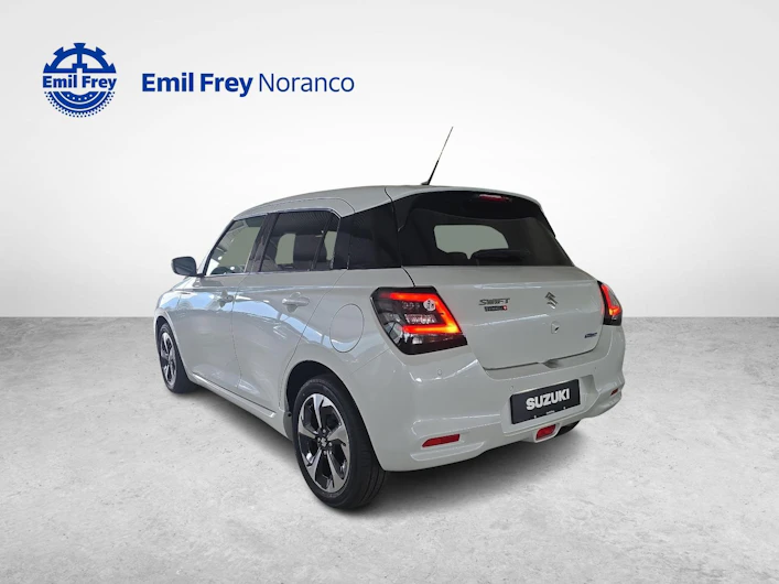 immagine del veicolo SUZUKI SWIFT