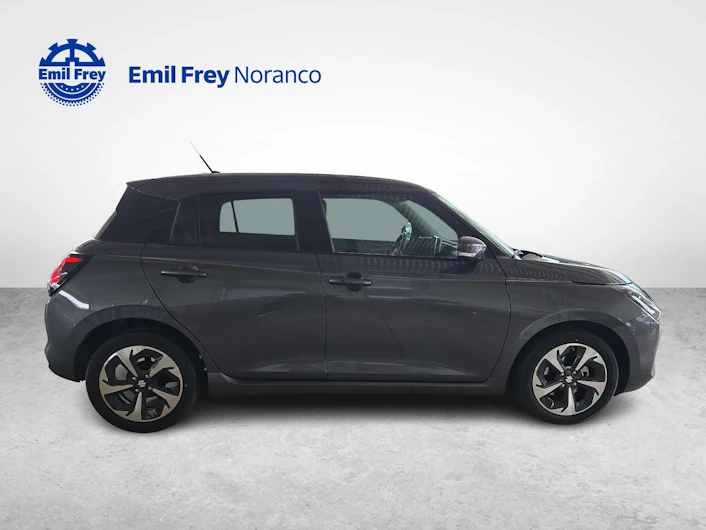 immagine del veicolo SUZUKI SWIFT