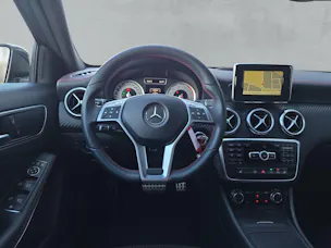 MERCEDES-BENZ A 180 AMG Line (ch)