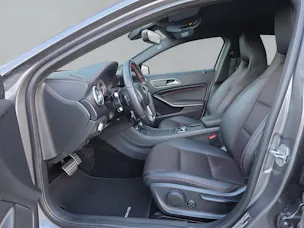 MERCEDES-BENZ A 180 AMG Line (ch)