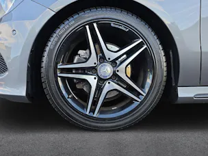 MERCEDES-BENZ A 180 AMG Line (ch)