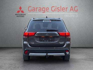 MITSUBISHI OUTLANDER 6