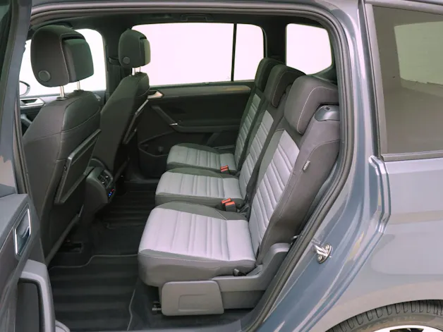 VW Touran 1.5 TSI DSG R-Line Black Style