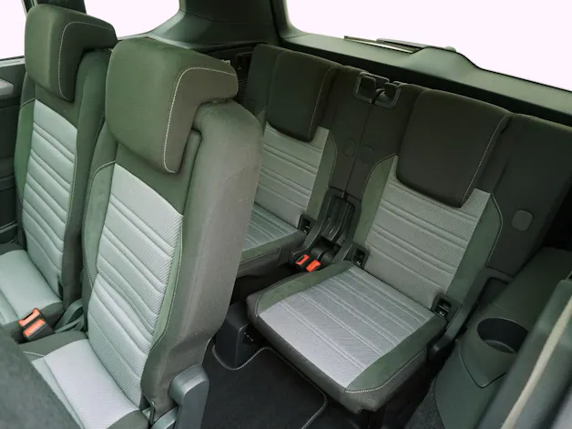 VW Touran 1.5 TSI DSG R-Line Black Style