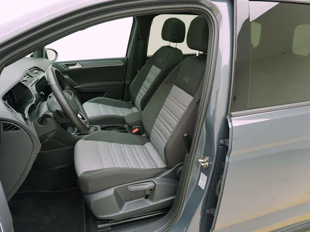 VW Touran 1.5 TSI DSG R-Line Black Style