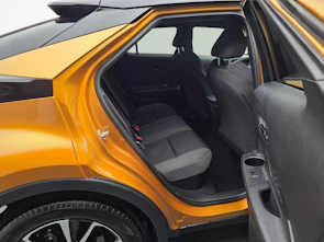immagine del veicolo TOYOTA C-HR 2.0 HEV Trend 4x4