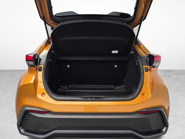 immagine del veicolo TOYOTA C-HR