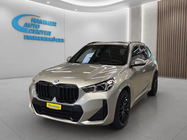 BMW X1 U11 18i sDrive paddles