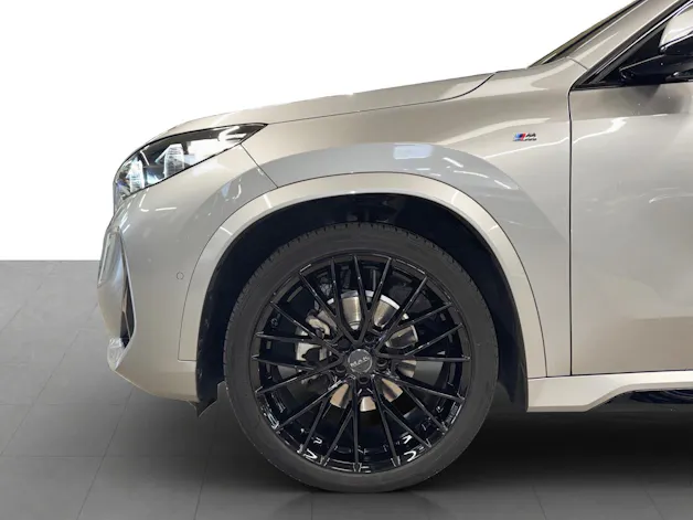 BMW X1 U11 18i sDrive paddles