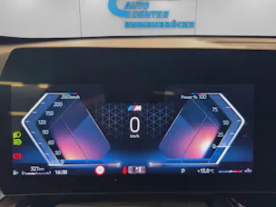 BMW X1 U11 18i sDrive paddles