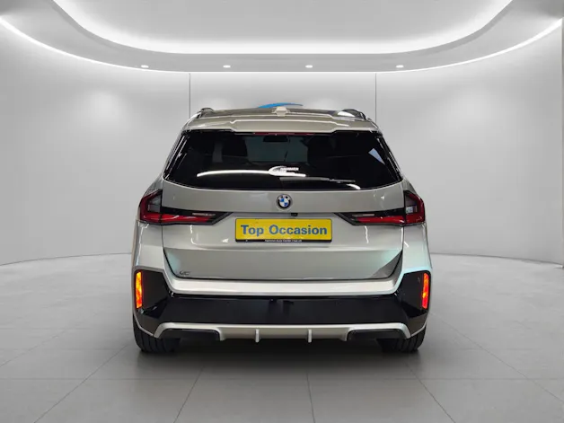 BMW X1 U11 18i sDrive paddles