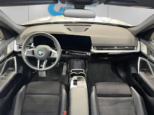 BMW X1 U11 18i sDrive paddles