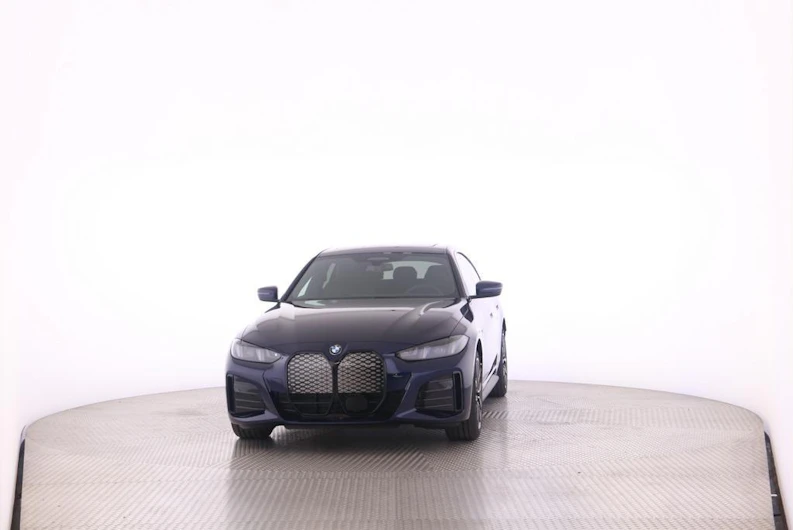 image du véhicule BMW i4