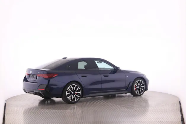 BMW i4 xDrive40