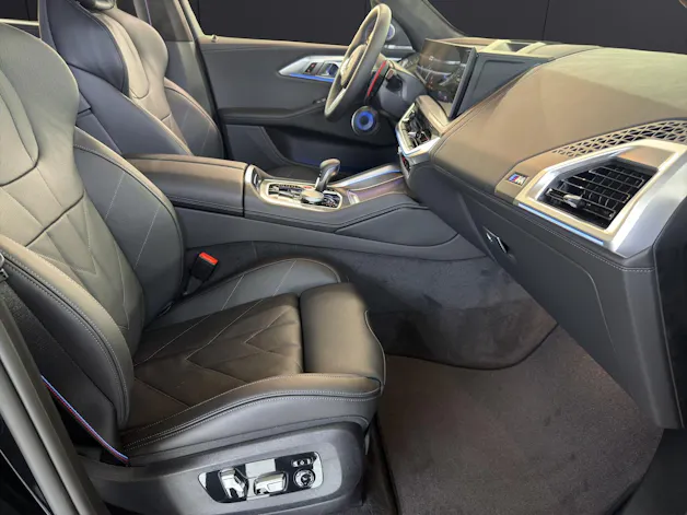BMW XM 50e Plug-in Hybrid