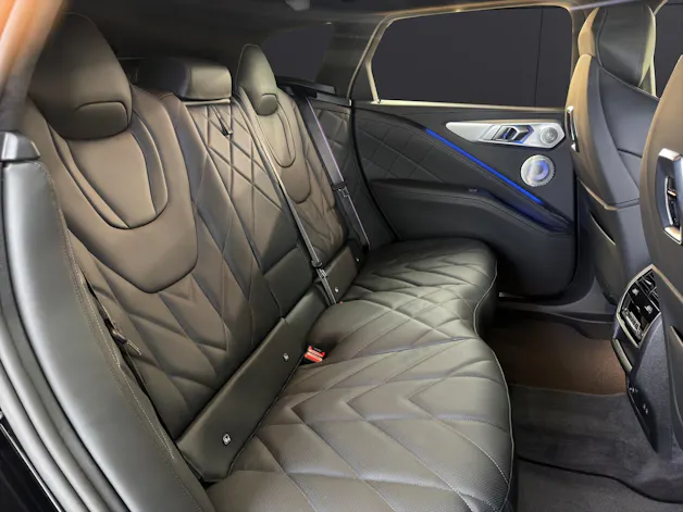 BMW XM 50e Plug-in Hybrid