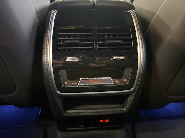 BMW XM 50e Plug-in Hybrid