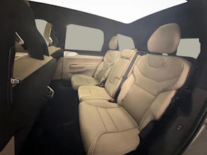 https://vehicle.imgix.net/4435617/8e1d3d13-5145-491d-aa75-517d11299e98.jpg
