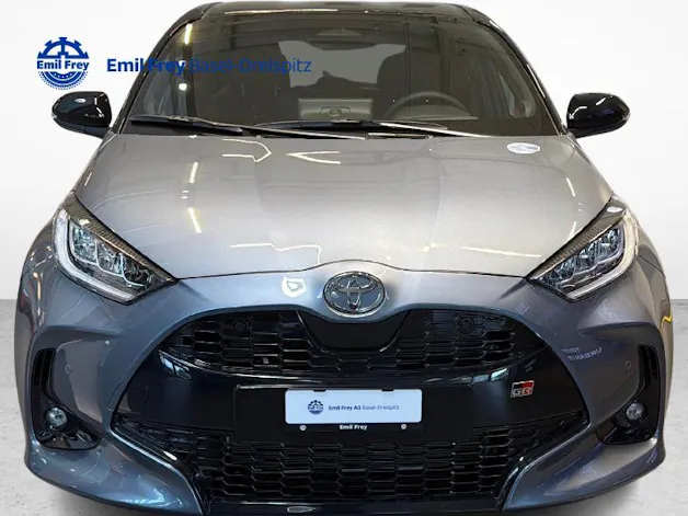 Toyota Yaris 1.5 VVT-i HSD GR Sport