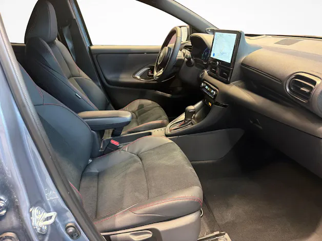 Toyota Yaris 1.5 VVT-i HSD GR Sport