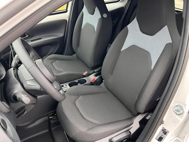 Toyota Aygo X 1.5 VVT-i HSD Comfort