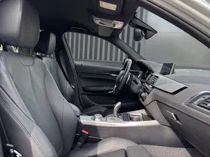BMW 120d xDrive EDITION SPORT LINE