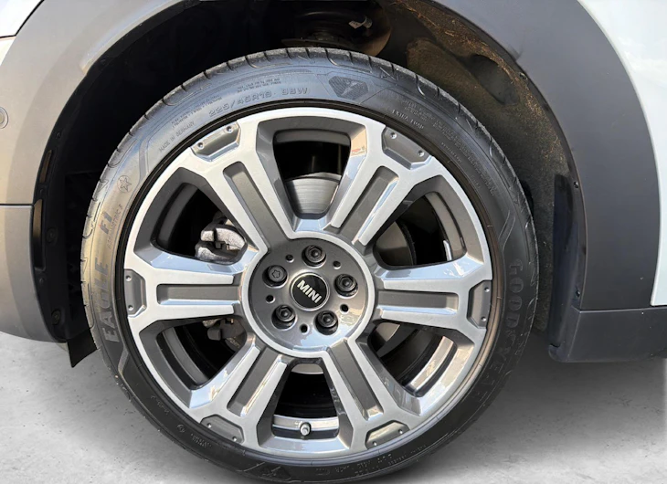 Fahrzeugbild MINI COUNTRYMAN