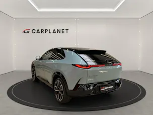 MAZDA CX-6e Takumi