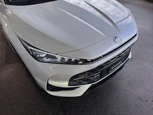 MG HS 1.5 PHEV Luxury