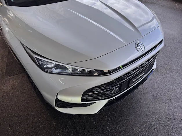 MG HS 1.5 PHEV Luxury