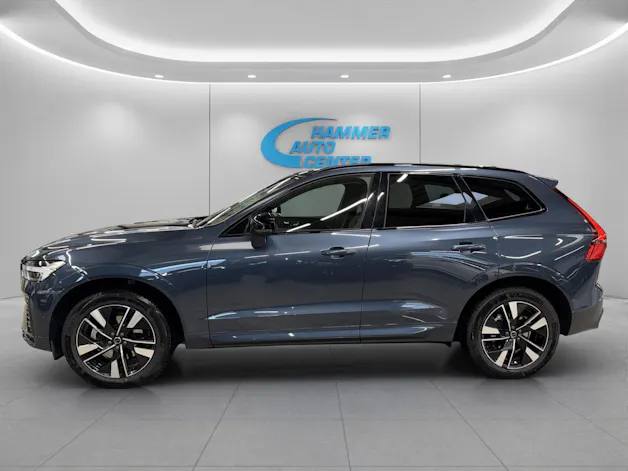 VOLVO XC60 2.0 B5 MH Plus Dark AWD