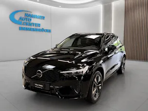 VOLVO XC60 2.0 B5 MH Plus Dark AWD