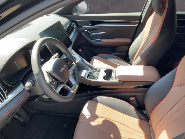 BYD Seal U DM-i Design AWD