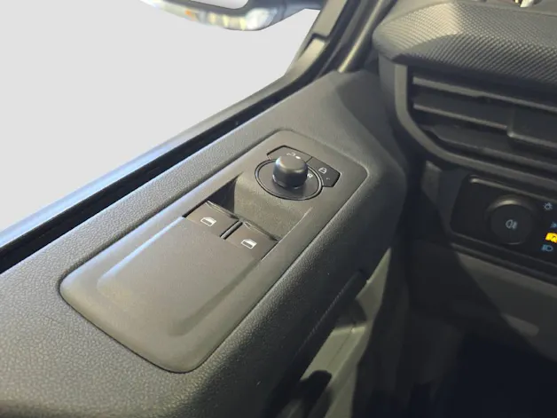 FORD Transit Custom Van 320 L1 2.0 EcoBlue 170 PS Trend 4x4