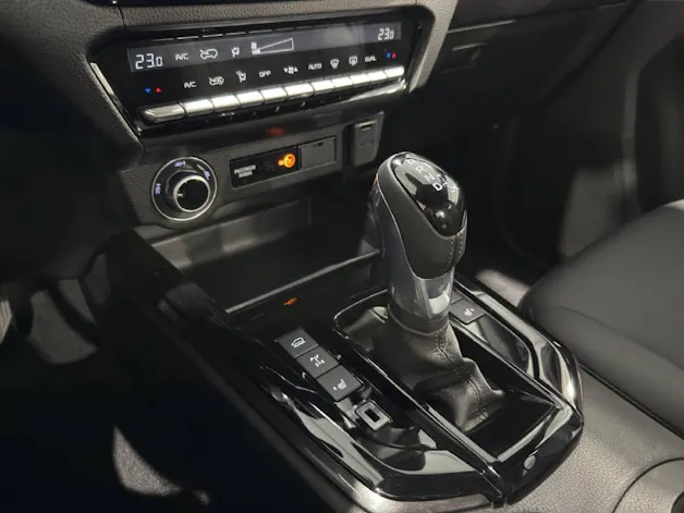 Isuzu D-Max Crew Pick-up 2.2 DDi Nitro Sport 4x4