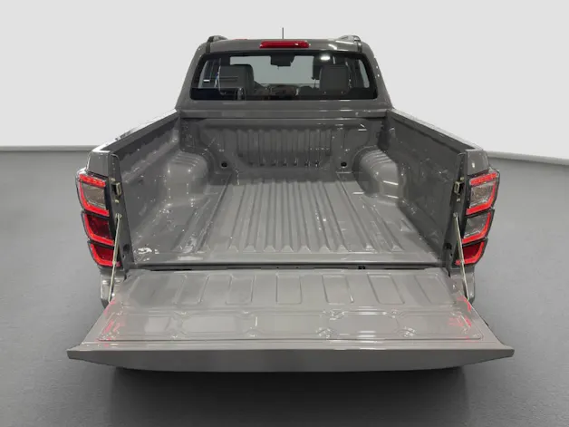 Isuzu D-Max Crew Pick-up 2.2 DDi Nitro Sport 4x4