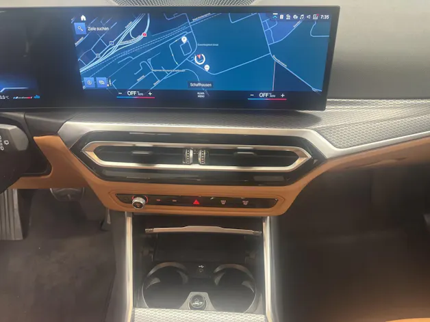 BMW 330i xDrive Touring M AERODYNAMIKPAKET