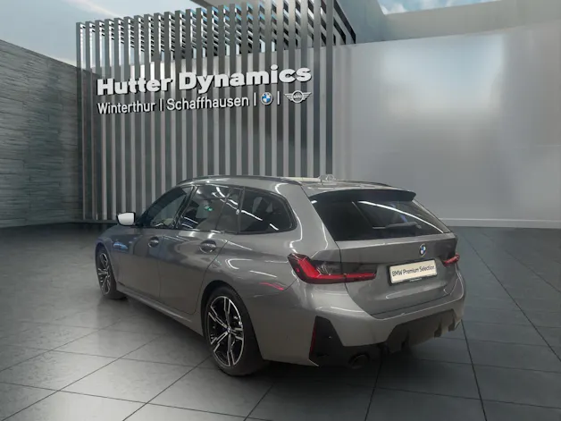 BMW 330i xDrive Touring M AERODYNAMIKPAKET