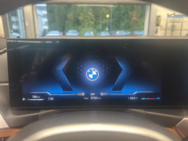 BMW 330i xDrive Touring M AERODYNAMIKPAKET